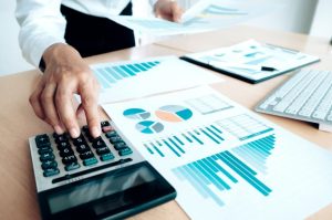 What jobs can you get with a business degree - banker